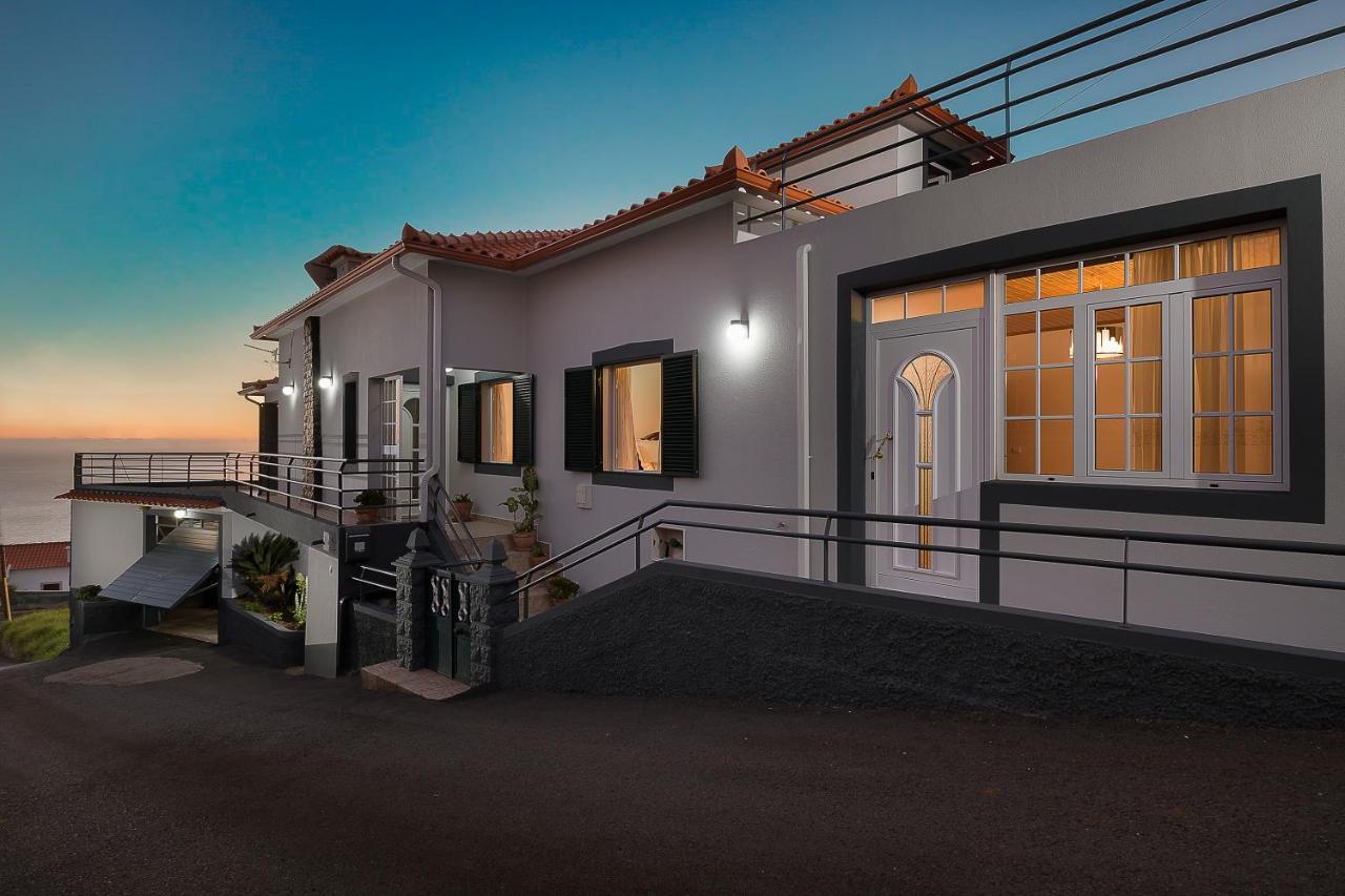 Welcome Home, With A Fantastic View, Sunrise & Sunsets Estreito Da Calheta Exteriér fotografie